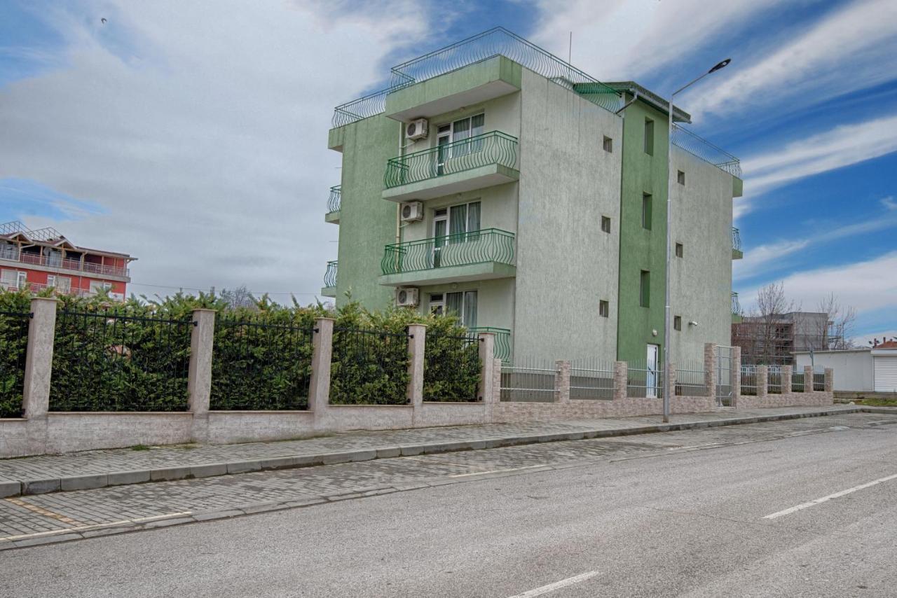Св.Иван Otel Primorsko Dış mekan fotoğraf